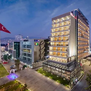 Hilton Garden Bayrakli 4*, İzmir Türkiye